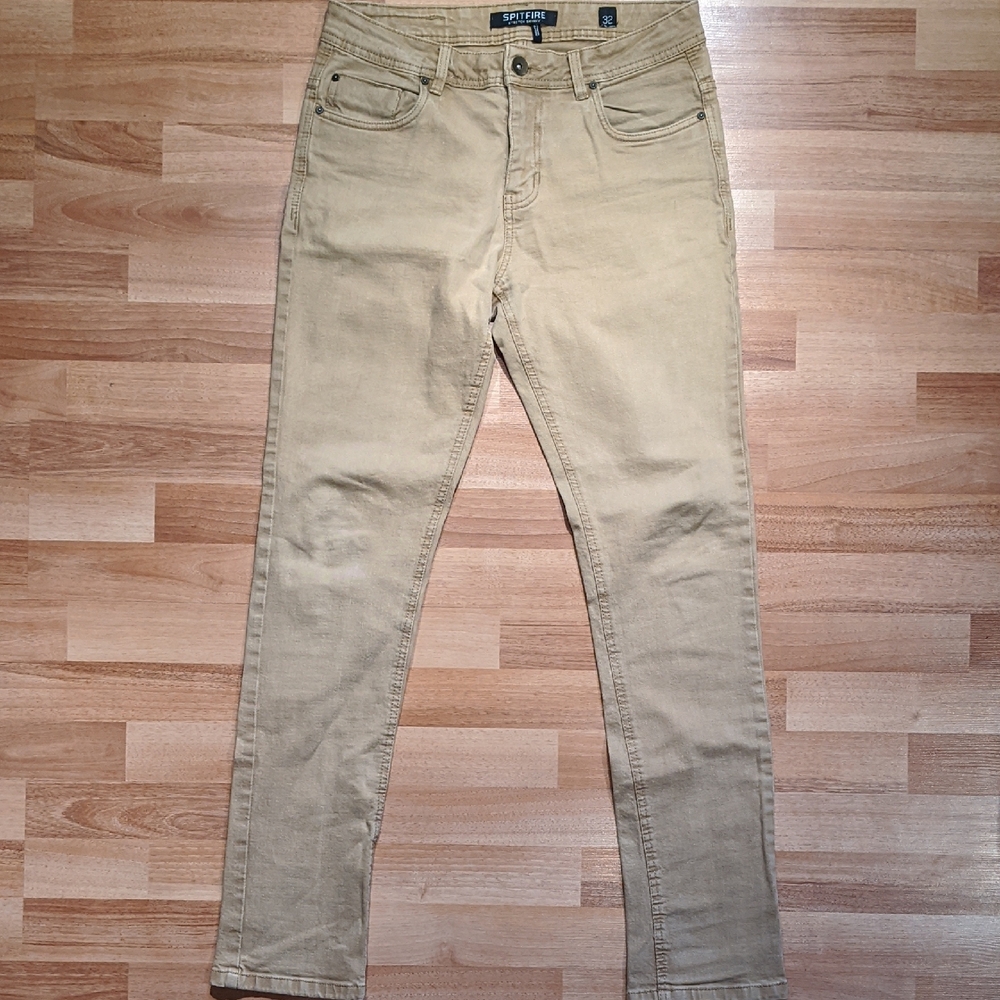 Spitfire Tan Skinny Jeans Versatile and Sleek